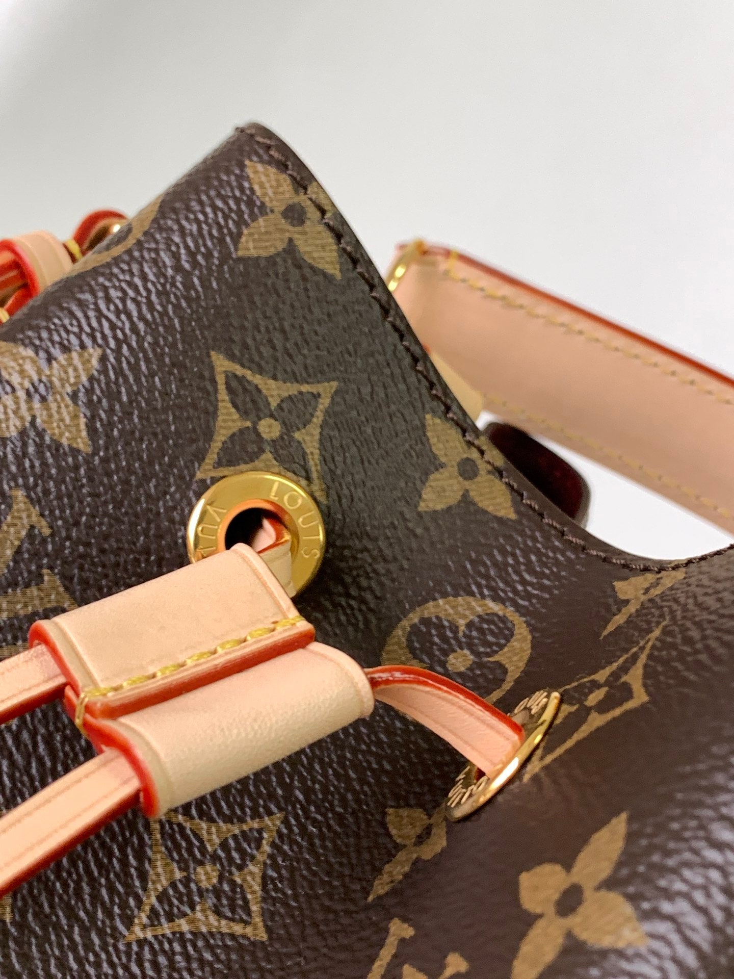 Louis Vuitton Neo Noe
