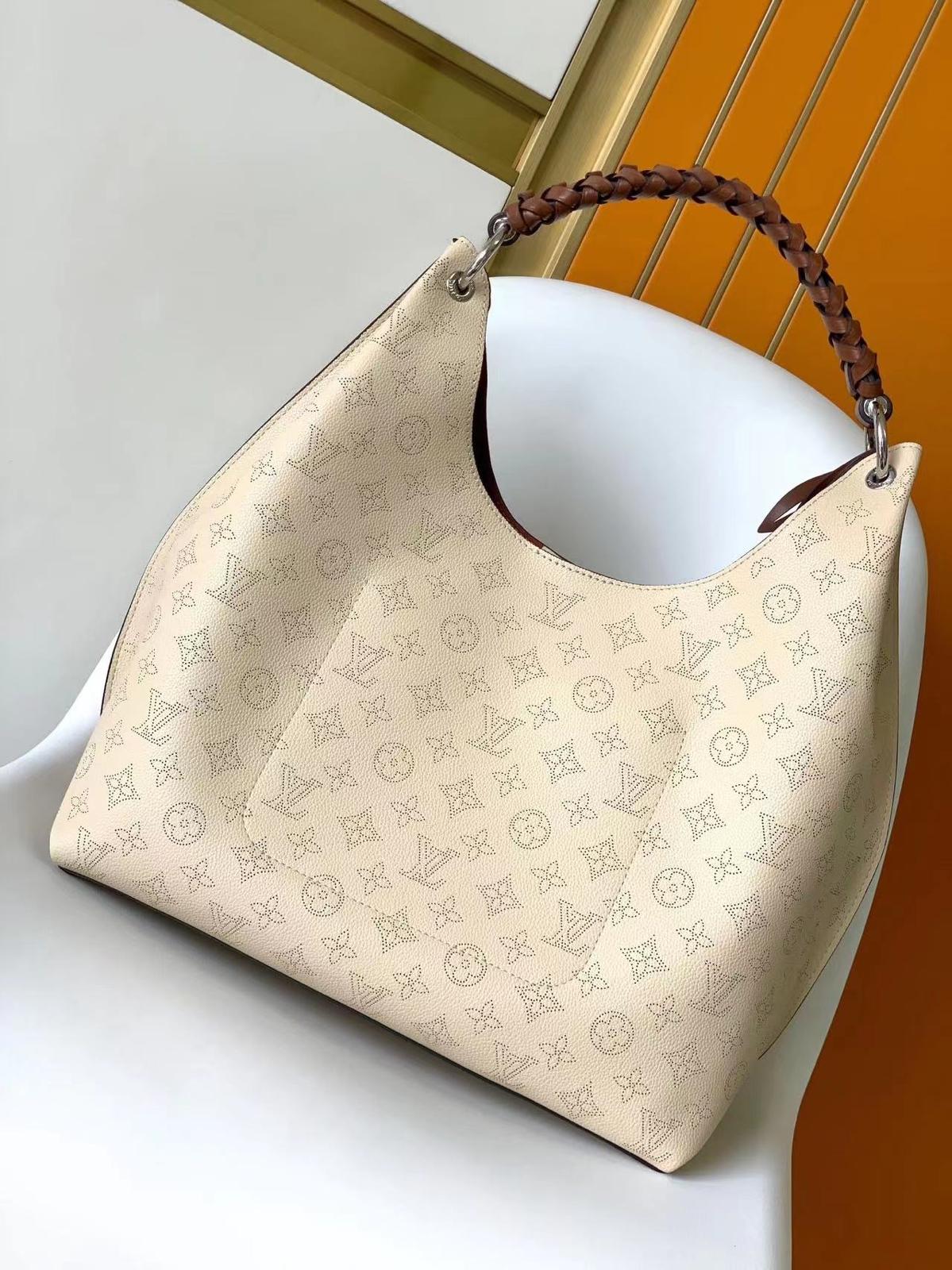 Louis Vuitton Carmel