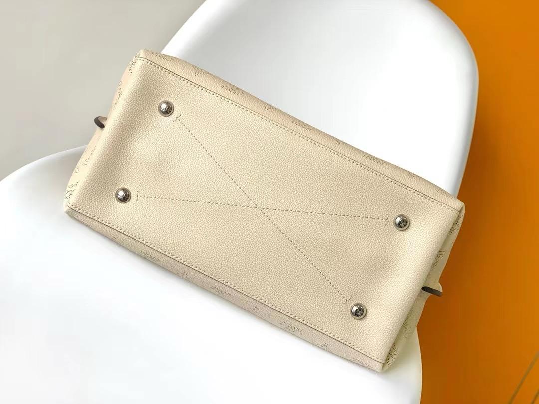 Louis Vuitton Carmel