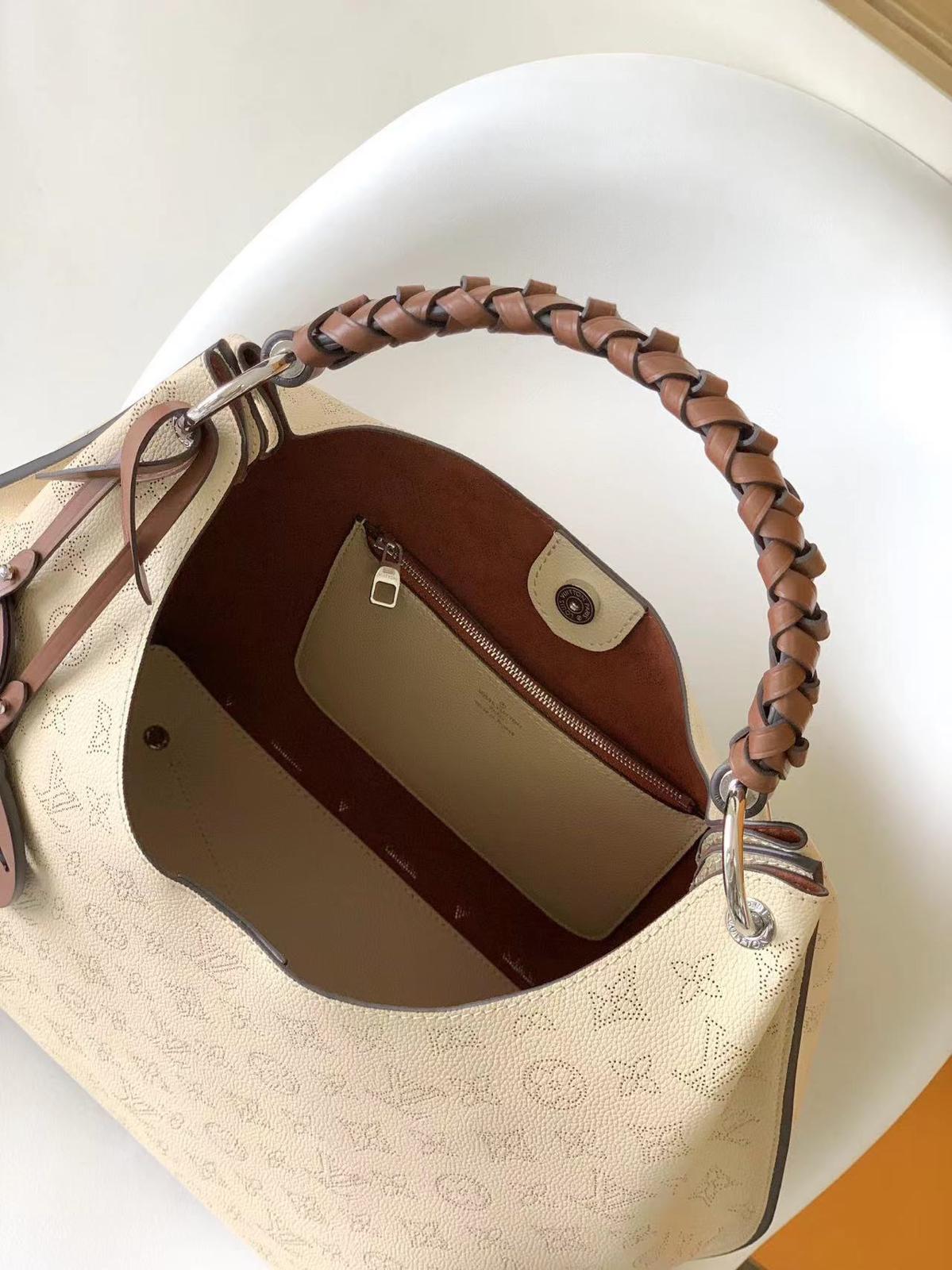 Louis Vuitton Carmel
