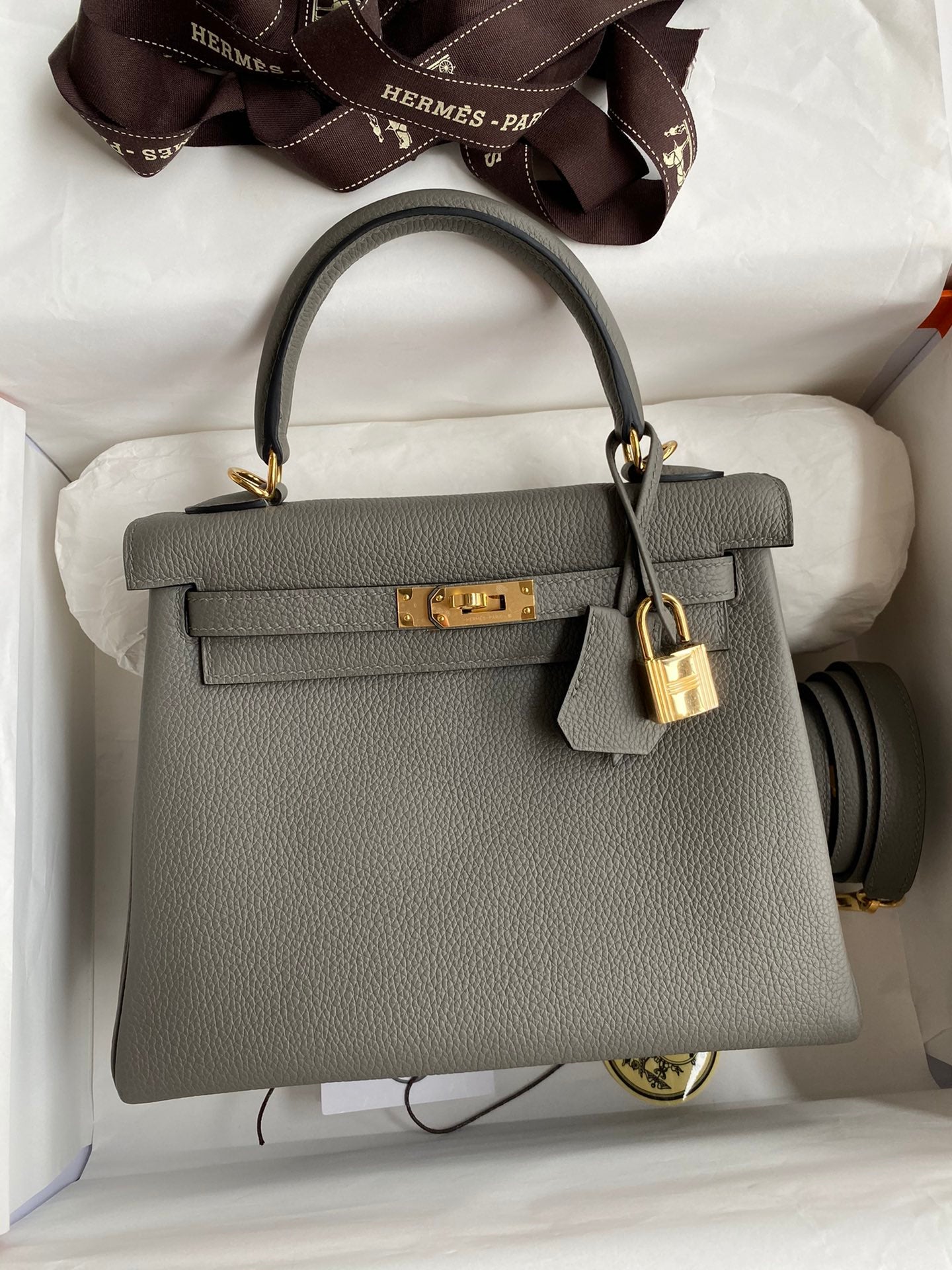 Hermès Kelly 28