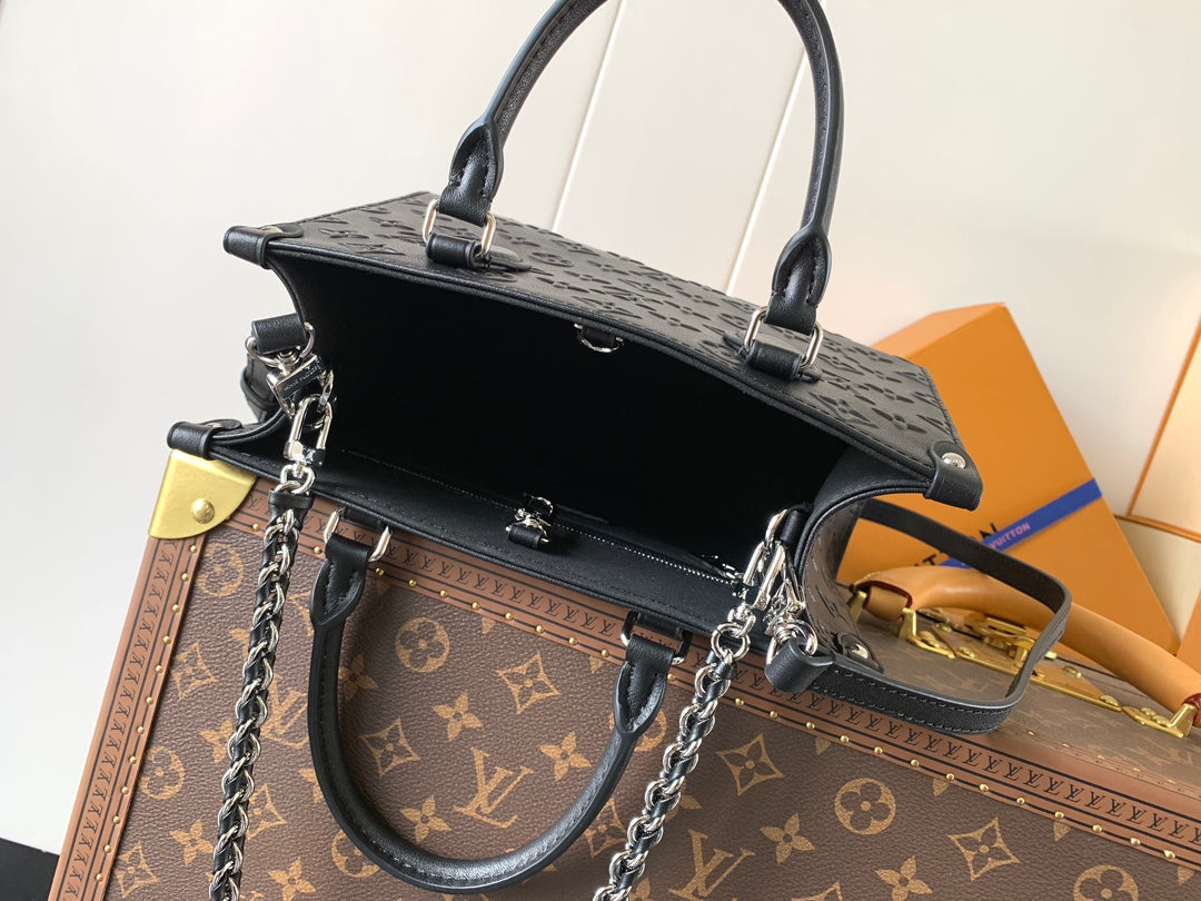 Louis Vuitton Onthego PM Empreinte Leder mit Kettenriemen