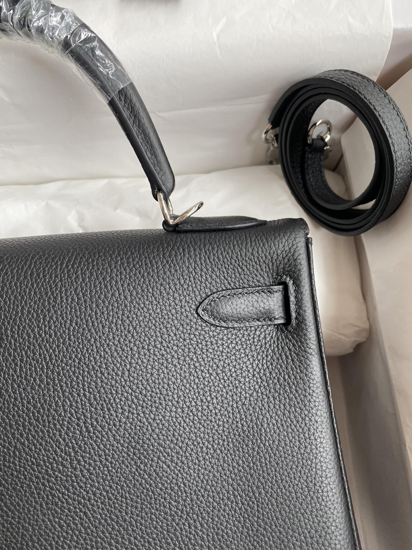 Hermès Kelly 28