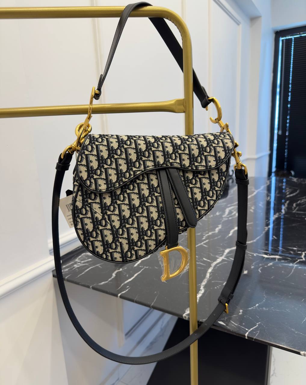 Dior Saddle Bag mit Trageriemen